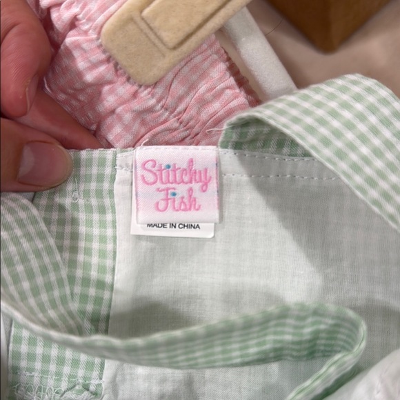 Charming Green and Pink Gingham Accessory - Picture 3 of 4